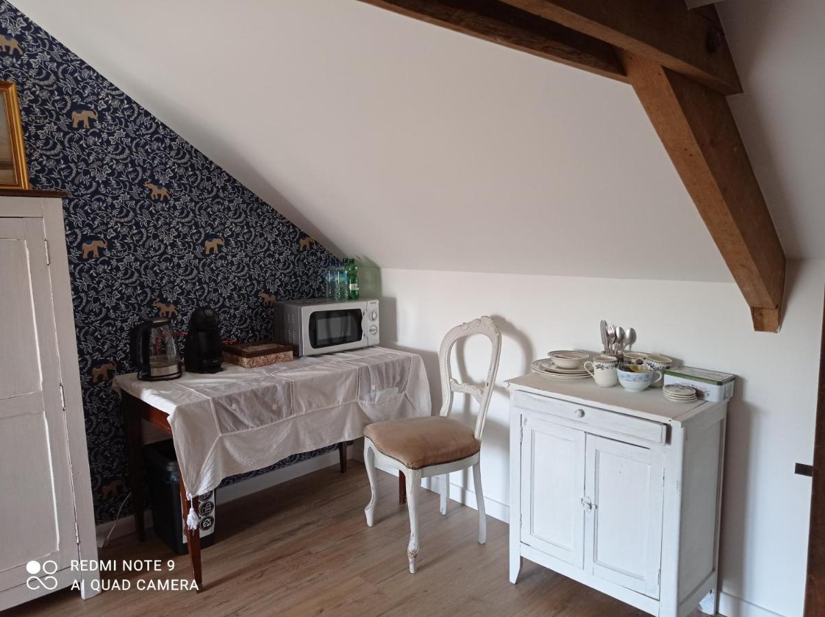 Chez Catherine Rochefort-en-Terre Exterior photo